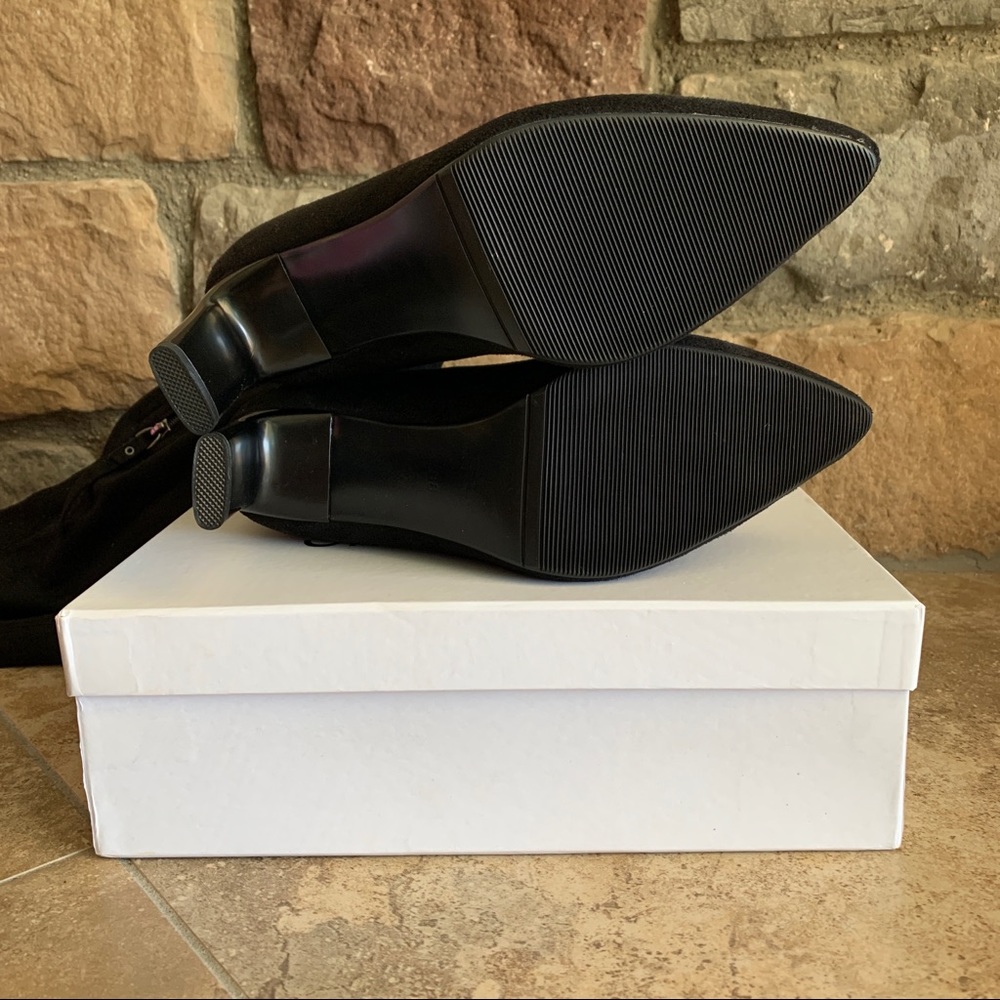NEW IN BOX Black Faux Suede Thigh High Heeled Boots - Picture 2 of 3
